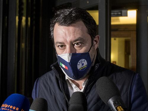 Salvini: sui vaccini Arcuri non sa cosa fare. Vada a casa con Conte