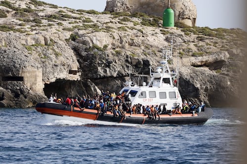 Migranti, nel 2023 arrivi record dei clandestini in Europa. Invasione in Italia