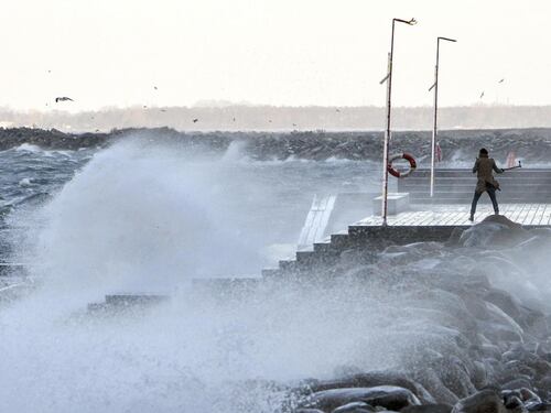 Meteo, allerta Sardegna: quali sono le zone a rischio: "Vento e onde alte