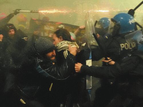 Corteo "No Kings", allarme infiltrati e provocatori. Oltre mille agenti a Roma