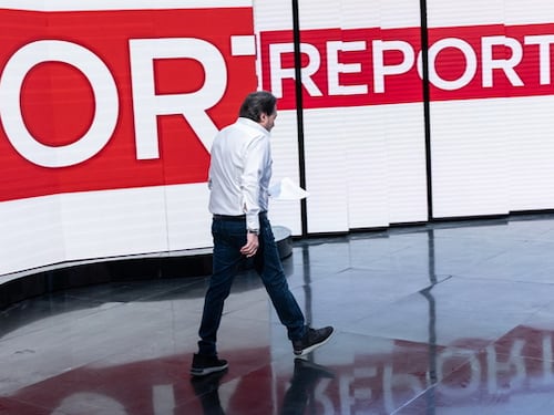 Report, ora i giornalisti chiedono a Ranucci di farsi da parte: "Atto di gentilezza"