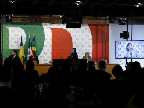 Sondaggio, meno tasse a chi fa figli: "Il 72% degli italiani". E anche il Pd d'accordo
