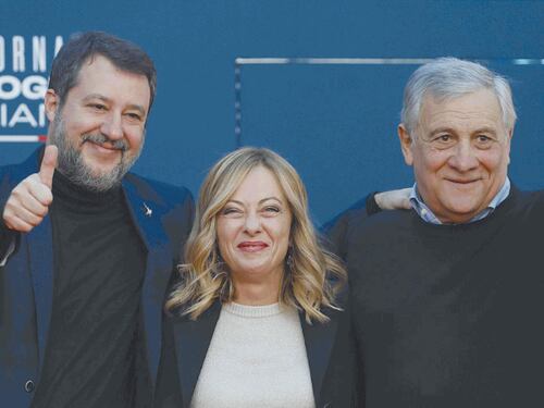 Meloni, Tajani e Salvini siglano la pace ritrovata: "Diversi ma uniti dai valori"