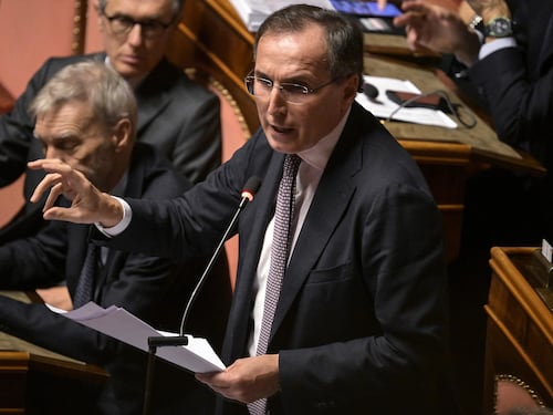 Amministrative, così giornaloni e salotti rimuovono la sconfitta dem