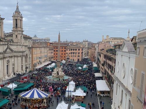 Niente volo della Befana a Piazza Navona. Lucarelli: "Scelta necessaria"