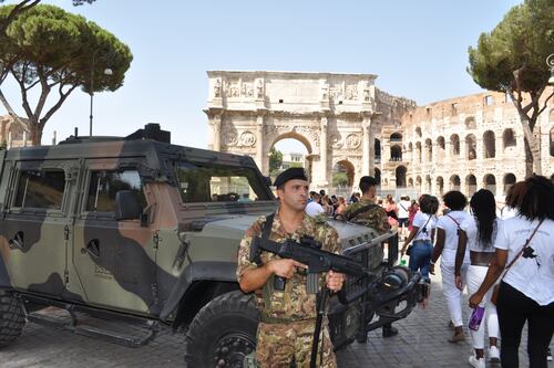 Da Strade Sicure alle missioni all'estero: 18mila soldati operativi a Ferragosto