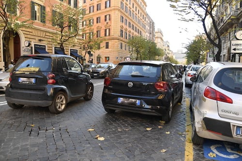 Posti auto a peso d'oro: in Centro costano 150mila euro