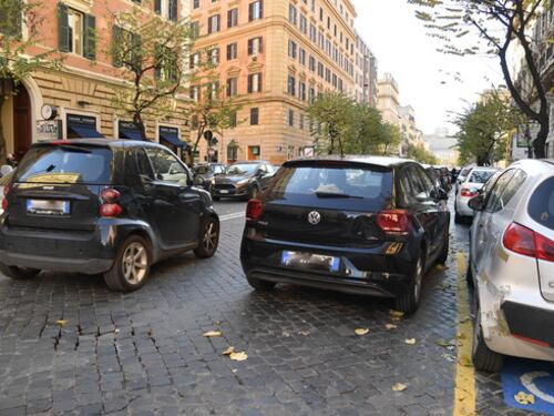 Posti auto a peso d'oro: in Centro costano 150mila euro