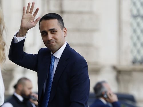 M5S, “imprescindibile essere riformisti”. Di Maio pronto al ritorno tra i grillini?