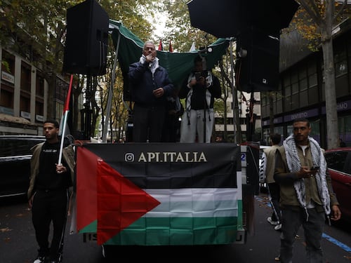 Hannoun sfida lo Stato. Prove di partito islamico, parte la raccolta firme