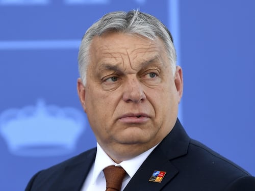 Il Parlamento europeo contro Orban: “Ungheria non più vera democrazia”. Il voto dei partiti italiani
