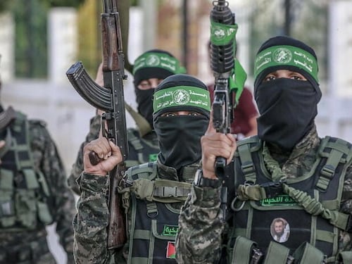 Iran, Hamas piange Khamenei e rivela: "Ci ha dato sostegno politico e militare"