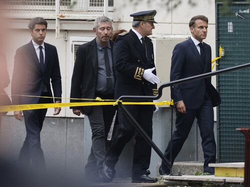 Paragone dopo l'attentato in Francia: "Adesso chi tiene tutti questi musulmani?"