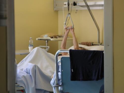 Grottaferrata, anziani legati e insultati nella Rsa. Ugl Salute ai giudici: "Tolleranza zero e sanzioni esemplari"