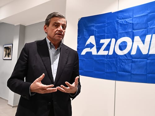 Azione, lo strano boom di scritti al Sud per Calenda. Ma c'è chi vuole scalzarlo