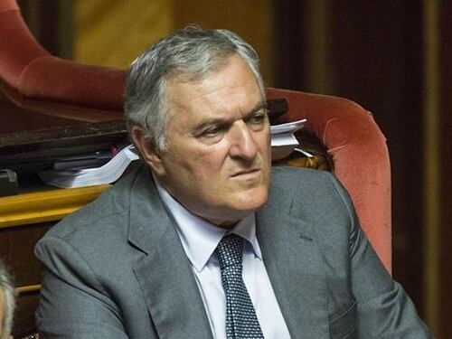 "Vaccini in commercio senza test di qualità"