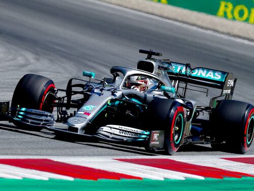 Hamilton trionfa davanti a Bottas, terzo Leclerc