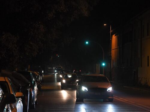 Piazze e stazioni buie, Gualtieri "porta" la luce con un piano da 9,5 milioni