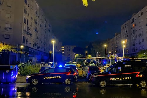 Blitz nel fortino dello spaccio: 20 arresti a Tor Bella Monaca
