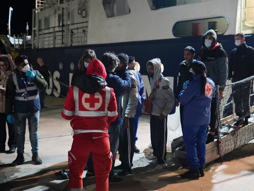 Migranti, a picco gli arrivi di irregolari: meno 60% nel 2024. Tutti i dati