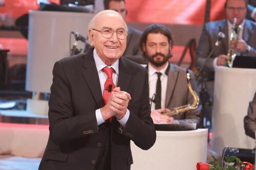 Pippo Baudo senza freni tra Al Bano e la D'Urso: "Quando padre Pio cacciò me e Arbore"