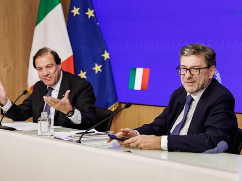 Governo, la Manovra che smentisce la sinistra: record di fondi alla sanità
