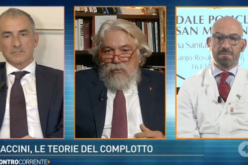 Alessandro Meluzzi ritira fuori i falsi vaccini: "Tre indizi..." Scintille con Matteo Bassetti a Controcorrente