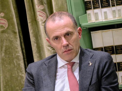 Navalny, Lega contestata in Campidoglio. Romeo affronta tutti: “Sospetti ma non certezze”