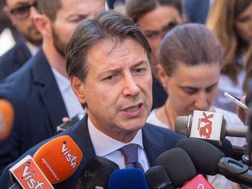 M5S, la crisi di governo porta ad un’altra spaccatura. “Rischia brutto”, l’epurato eccellente