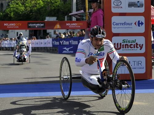 Zanardi operato al cervello, i medici: "Condizioni gravissime, intervento molto delicato"