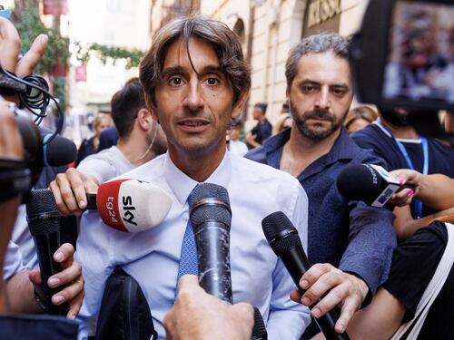 Tirrenica, Donzelli fa impazzire "gli ambientalisti con la villa a Capalbio": si farà