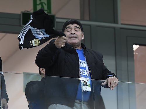Maradona in ospedale. Cosa c'è dietro il ricovero