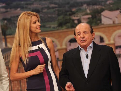 "Diffamò Adriana Volpe". Magalli condannato in tribunale. Ecco quanto dovrà pagare
