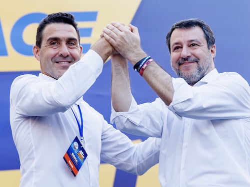 Gelo in Lega dopo il post di Vannacci, Salvini: "Fascismo sconfitto dalla storia"