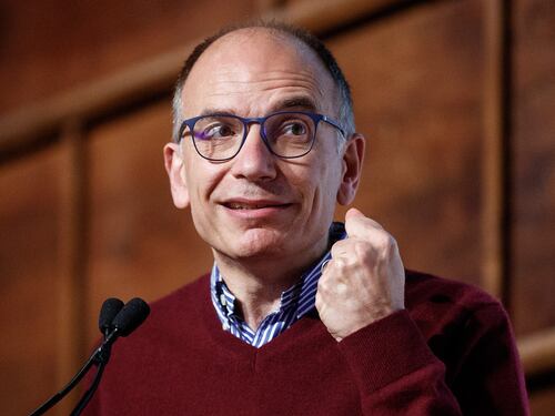 Per il Quirinale il Pd pensa al mandato breve: "Sette anni sono troppi"