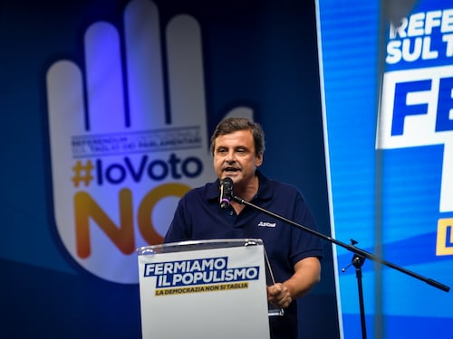 Calenda mena botte da orbi su Conte e i suoi alleati