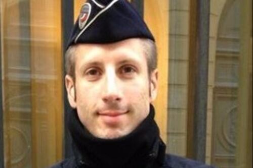 Il poliziotto ucciso a Parigi era alla riapertura del Bataclan. Stava per essere trasferito