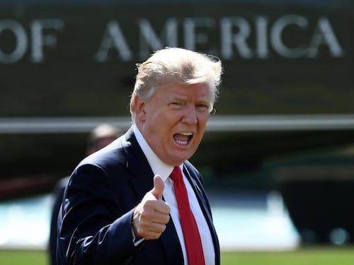 Arrivano i dazi su acciaio e alluminio Ue, Trump verso l'annuncio