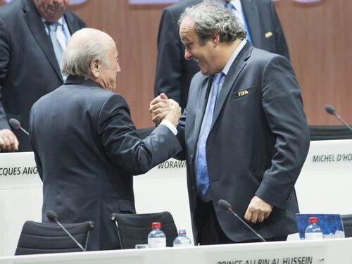 L'indagine su Blatter si estende a Platini: ipotesi appropriazione indebita