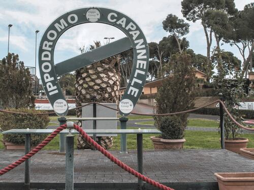 Roma, ippodromo delle Capannelle a bando con gli abusivi dentro