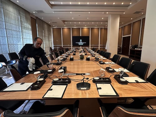 Iran, al lavoro per secondo round colloqui con gli Usa