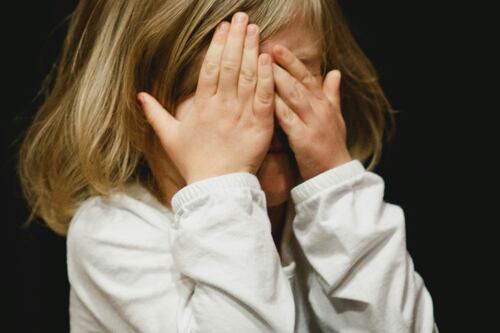 Orrore nel centro migranti, abusi su una bambina di 10 anni: bengalese verso il processo