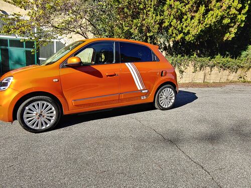 La città in tasca con Twingo elettrica