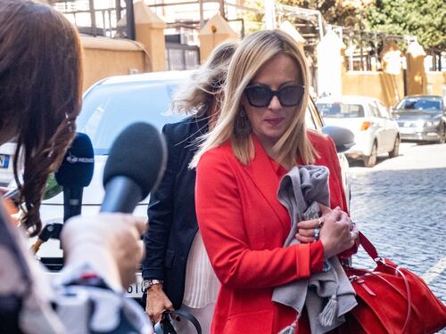 Pnrr, il documento che certifica i ritardi. Meloni: ma nessuno scontro con Draghi