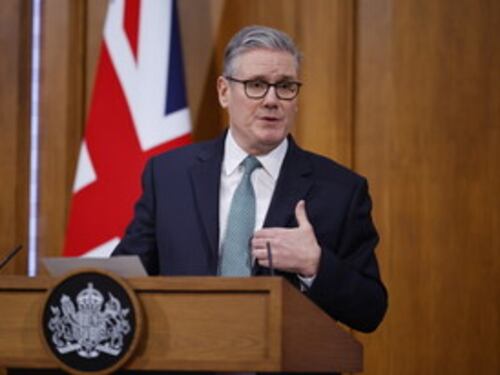 Starmer vola in Cina dopo Marcron e Carney. Ora gli alleati Nato guardano a Pechino e non più agli Usa