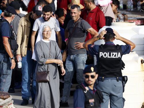 Migranti, è controesodo: i veri numeri di sbarchi e rimpatri. Così il governo ha invertito la rotta