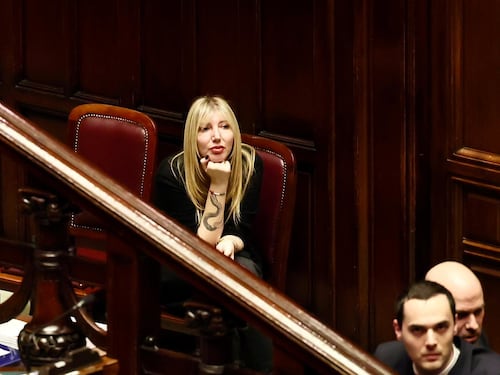Antonella Giuli: "Mottola con Report mostrò in onda il mio contratto. Con che faccia querela Il Tempo?"