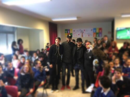 Felipe Anderson, Murgia e Wallace tornano a scuola, riparte il tour della Lazio