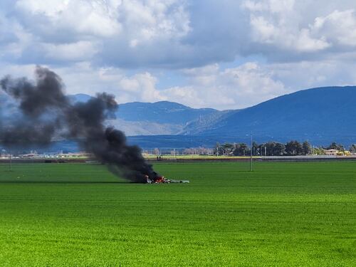 Guidonia, scontro tra due aerei: precipitano e prendono fuoco