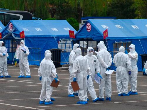 Il coronavirus viene dal laboratorio di Wuhan. Anche Mike Pompeo attacca la Cina